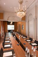 Dukes’ Arches – by Dukes’ Hotel Collection