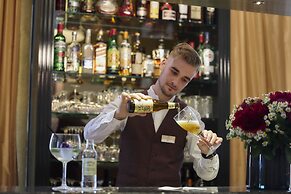 Dukes’ Arches – by Dukes’ Hotel Collection