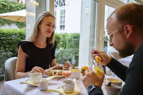 Dukes’ Arches – by Dukes’ Hotel Collection