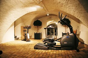 Dukes’ Arches – by Dukes’ Hotel Collection