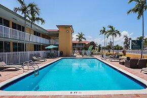 Quality Inn & Suites Airport/Cruise Port Hollywood