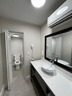 Quality Inn & Suites Airport/Cruise Port Hollywood