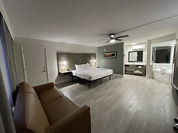 Quality Inn & Suites Airport/Cruise Port Hollywood