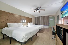 Quality Inn & Suites Airport/Cruise Port Hollywood