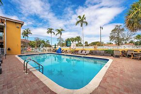 Quality Inn & Suites Airport/Cruise Port Hollywood