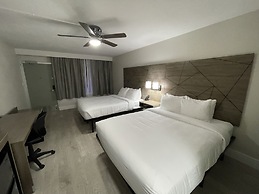 Quality Inn & Suites Airport/Cruise Port Hollywood