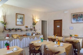 Auto Park Hotel