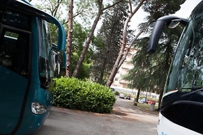 Auto Park Hotel