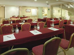 Hotel Adonis Pelinor