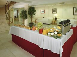 Hotel Adonis Pelinor