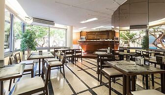 Hotel Adonis Pelinor