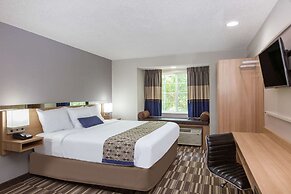 Microtel Inn & Suites by Wyndham Augusta/Riverwatch