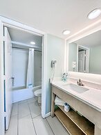 Boardwalk Inn and Suites