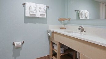 Boardwalk Inn and Suites