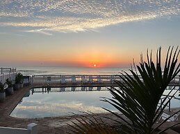 Boardwalk Inn and Suites