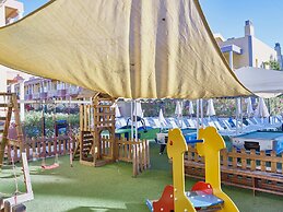 Coral Compostela Beach Golf