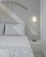 Mykonos Essence - Adults Only