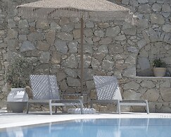 Mykonos Essence - Adults Only