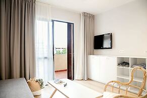 Coral Compostela Beach