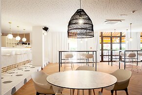 Coral Compostela Beach