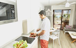 Coral Compostela Beach