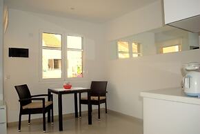 Coral Compostela Beach