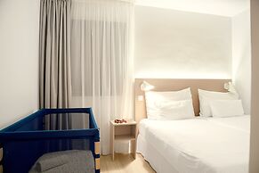 Coral Compostela Beach