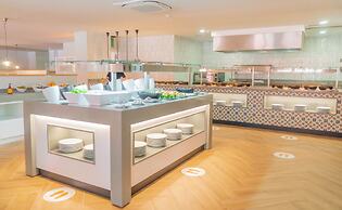 Coral Compostela Beach