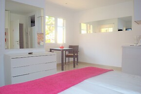 Coral Compostela Beach