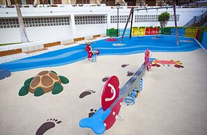 Coral Compostela Beach