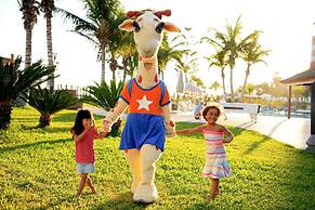 Coral Compostela Beach