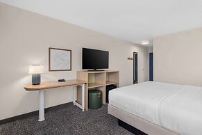 Spark by Hilton Fredericksburg Southpoint