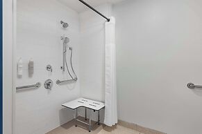 Spark by Hilton Fredericksburg Southpoint