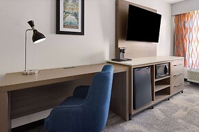 La Quinta Inn & Suites by Wyndham Atlanta South - Newnan