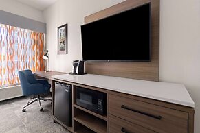 La Quinta Inn & Suites by Wyndham Atlanta South - Newnan