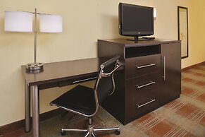 La Quinta Inn & Suites by Wyndham Atlanta South - Newnan