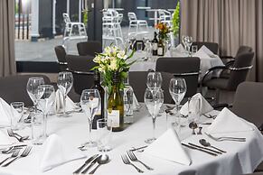 Holiday Inn London - West by IHG
