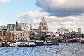 Holiday Inn London - West by IHG