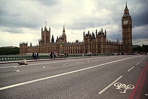 Holiday Inn London - West by IHG