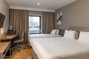 Holiday Inn London - West by IHG