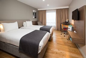 Holiday Inn London - West by IHG