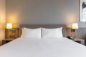 Holiday Inn London - West by IHG