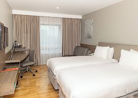 Holiday Inn London - West by IHG