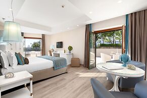 Nastro Azzurro Resort