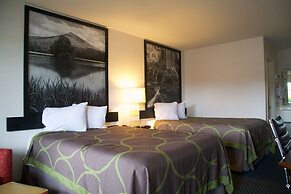 Super 8 by Wyndham Christiansburg