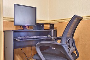 Super 8 by Wyndham Christiansburg