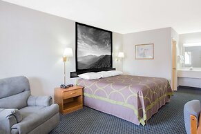 Super 8 by Wyndham Christiansburg