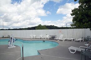 Super 8 by Wyndham Christiansburg