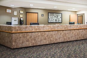 Super 8 by Wyndham Iola KS