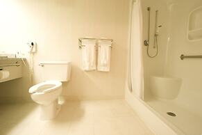 Woodlands Inn & Suites